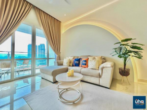 TriTower Residence By UHA